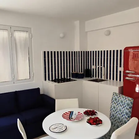 Torre Dei Pirati Holiday home *