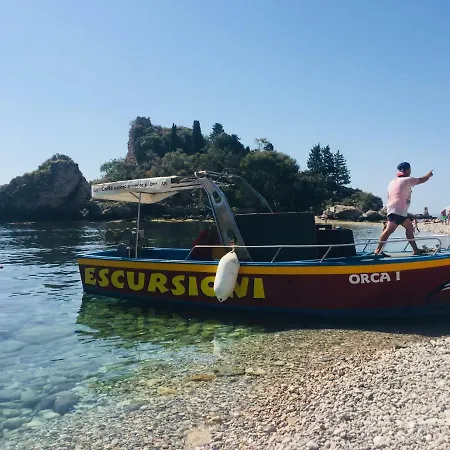 Torre Dei Pirati Casa vacanze Letojanni